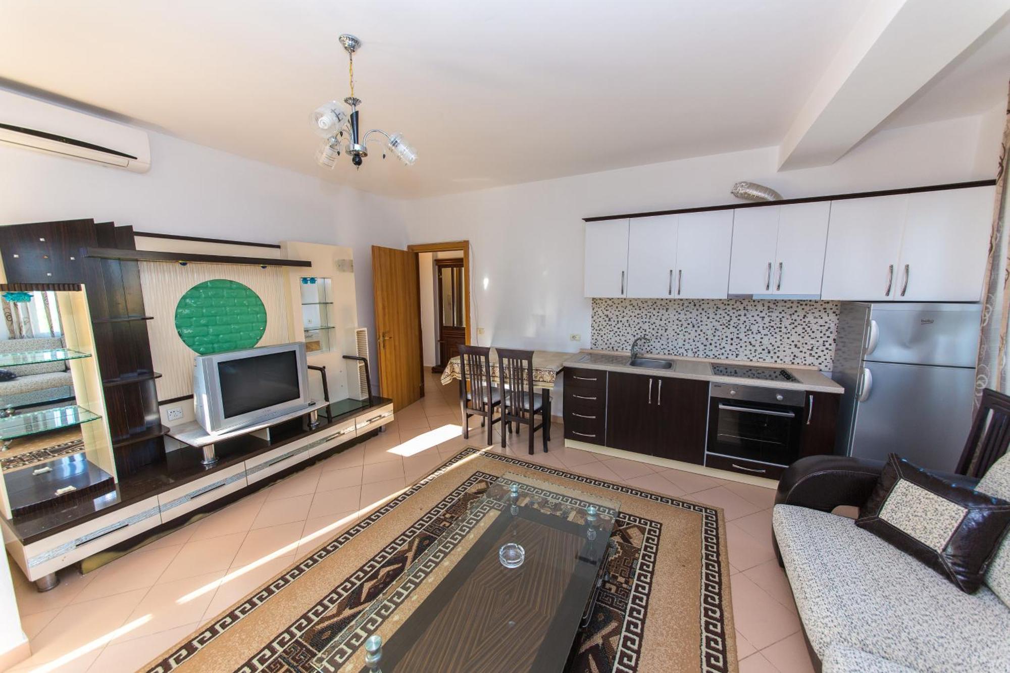 Apartments Qerret Голем Экстерьер фото