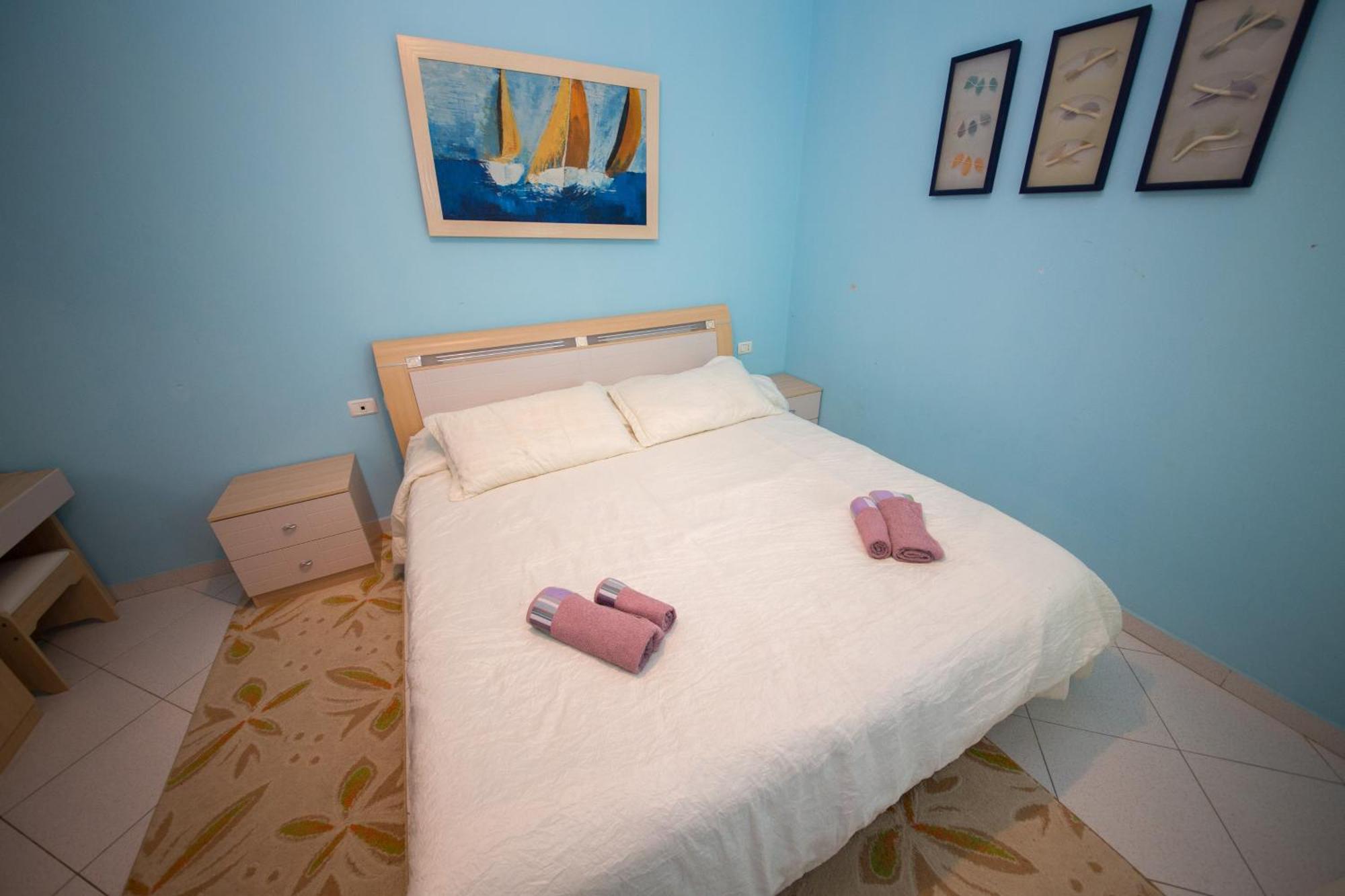Apartments Qerret Голем Экстерьер фото
