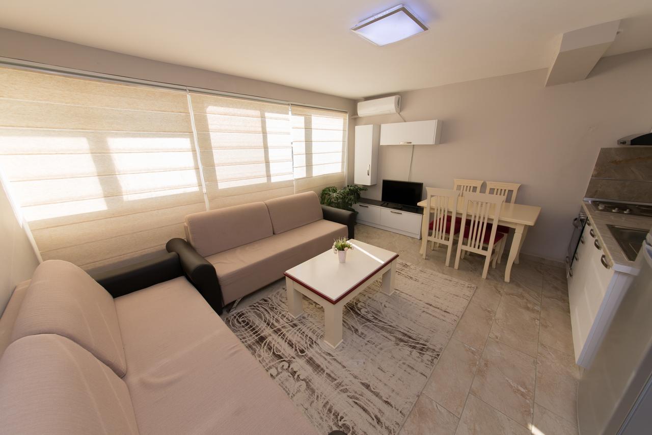 Apartments Qerret Голем Экстерьер фото