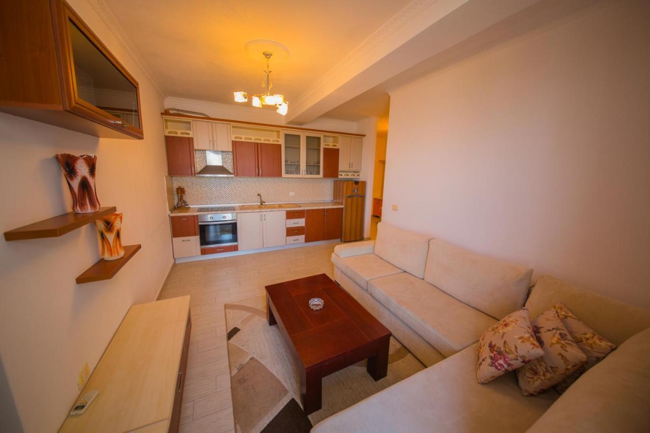 Apartments Qerret Голем Экстерьер фото